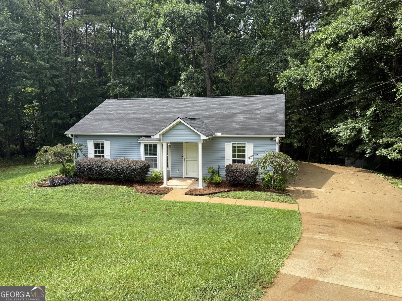 449 Hampton Green Drive Lagrange - main photo