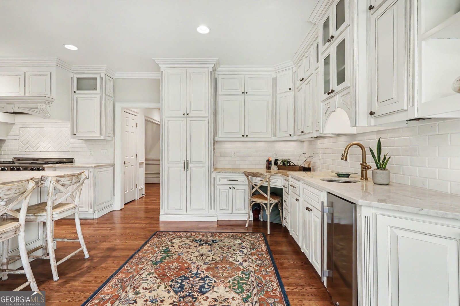525 Avignon Court Sandy Springs - Photo 13