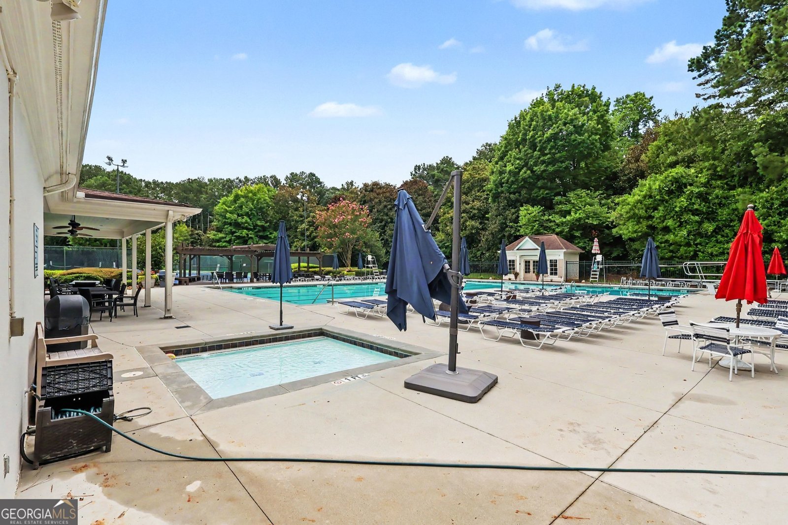 525 Avignon Court Sandy Springs - Photo 54