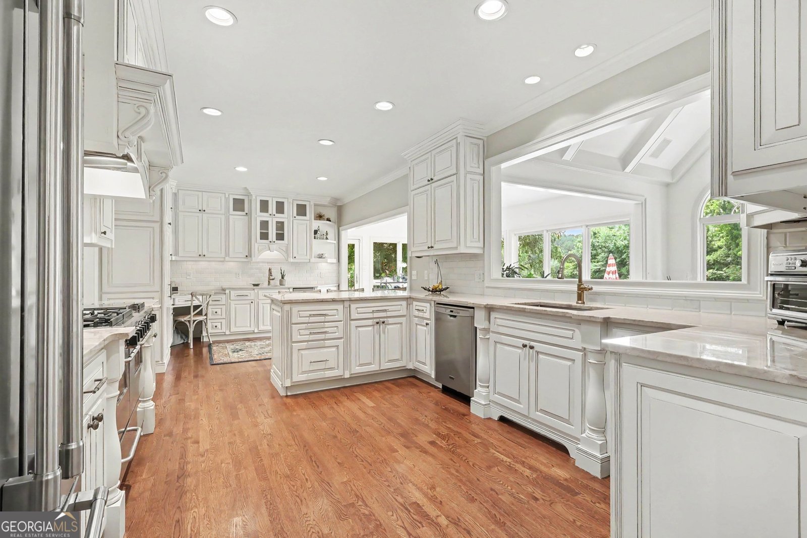 525 Avignon Court Sandy Springs - Photo 9