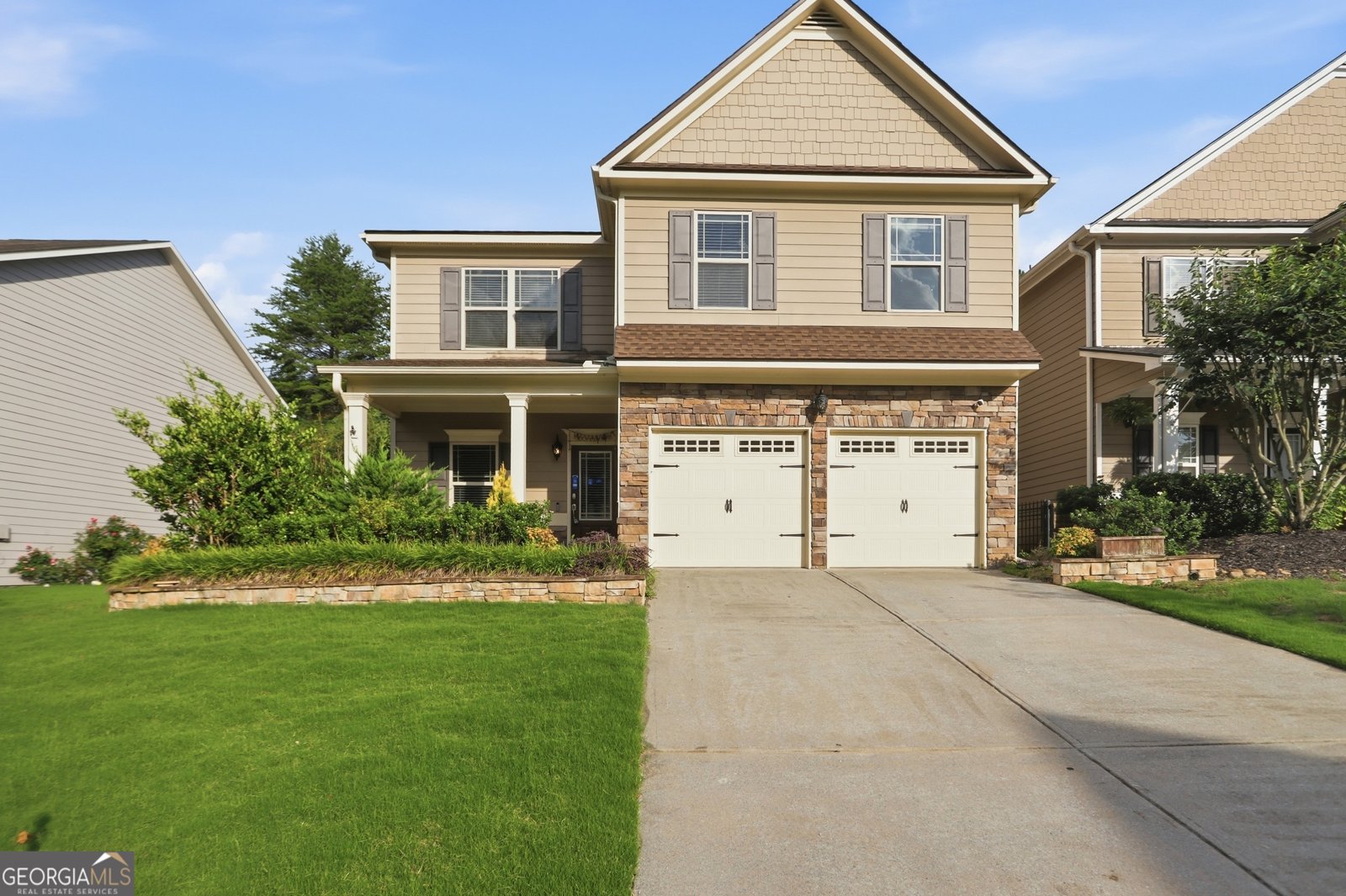 1825 Habersham Villa Drive Cumming - main photo