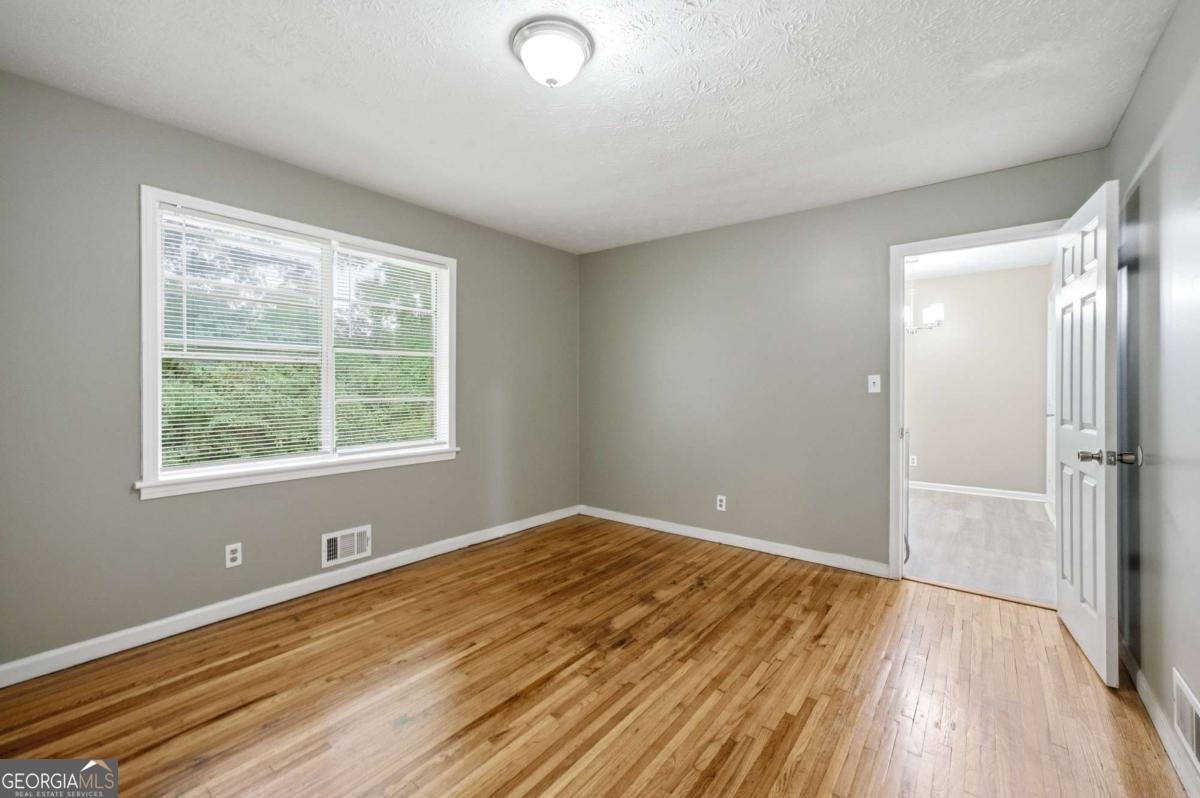 997 Pineglen Drive Forest Park - Photo 16