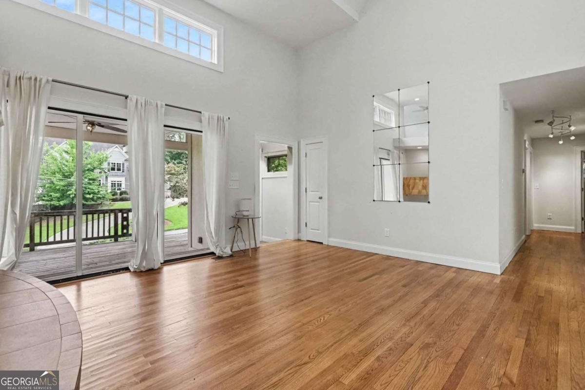 1296 Rustic Ridge Drive Atlanta - Photo 6