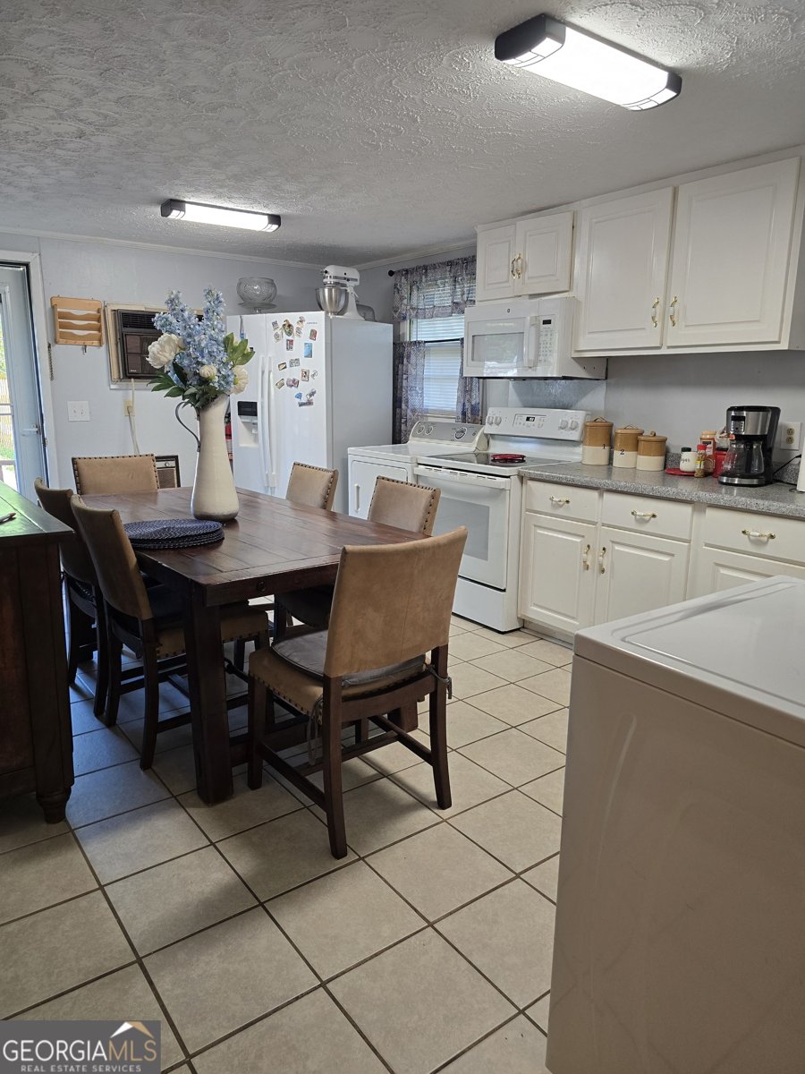 934 Clairmont Avenue Comer - Photo 9