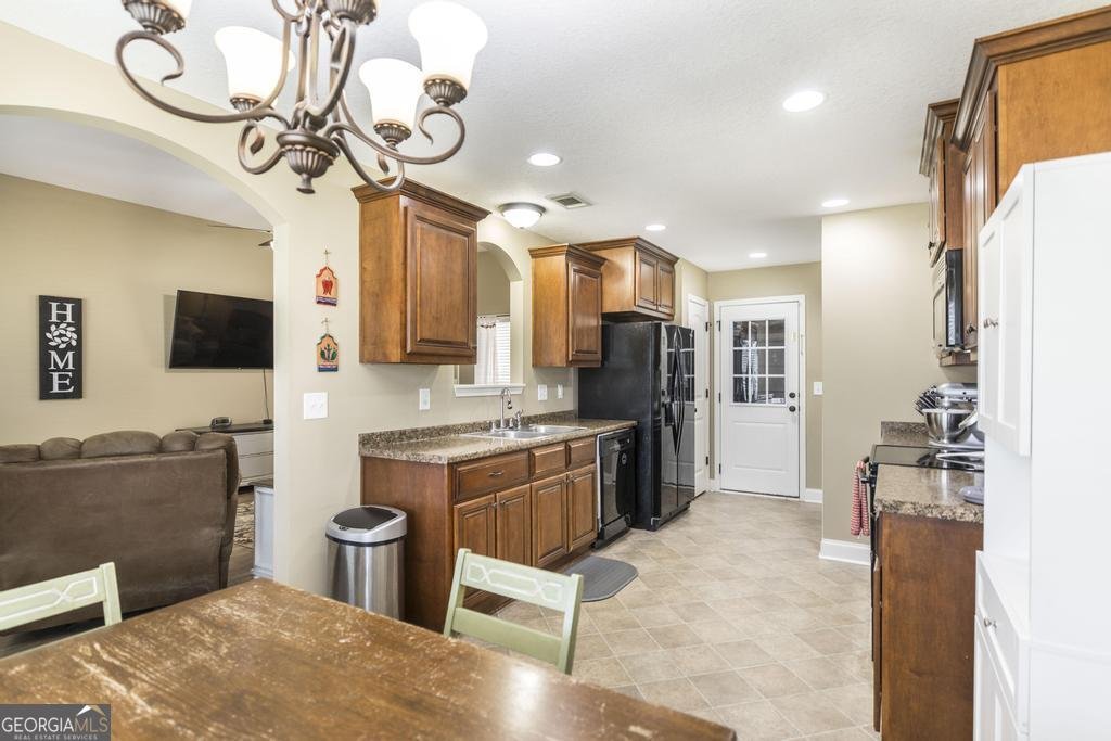 207 Ellington  Ct perry - Photo 11