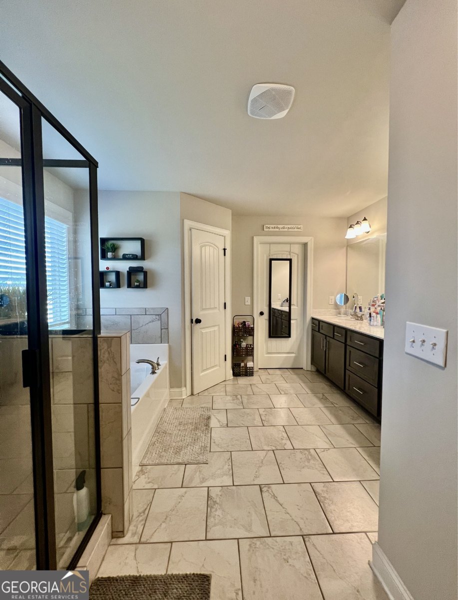 2379 Tomoka Drive Bethlehem - Photo 16