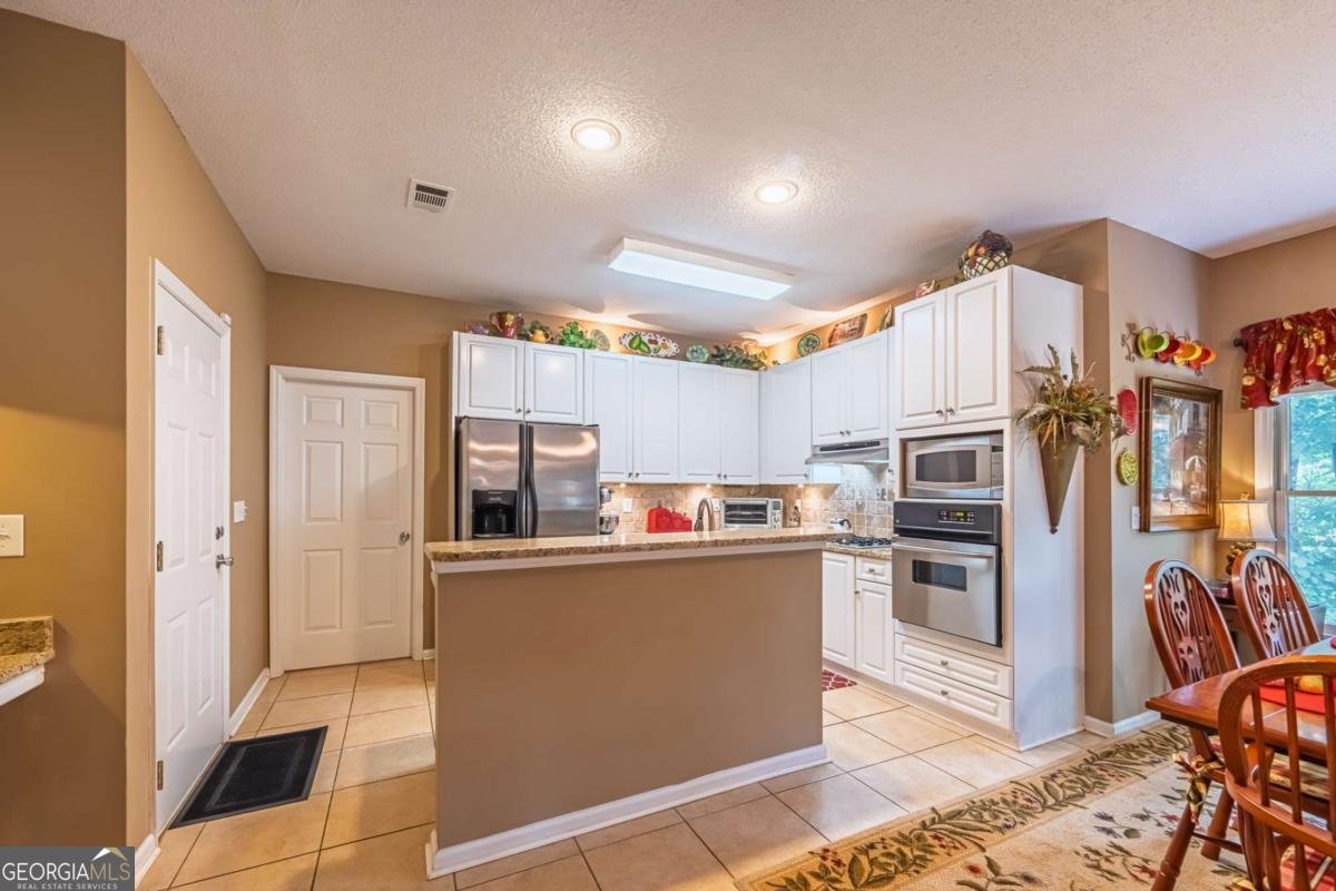 2140 Soft Pine Lane Acworth - Photo 11