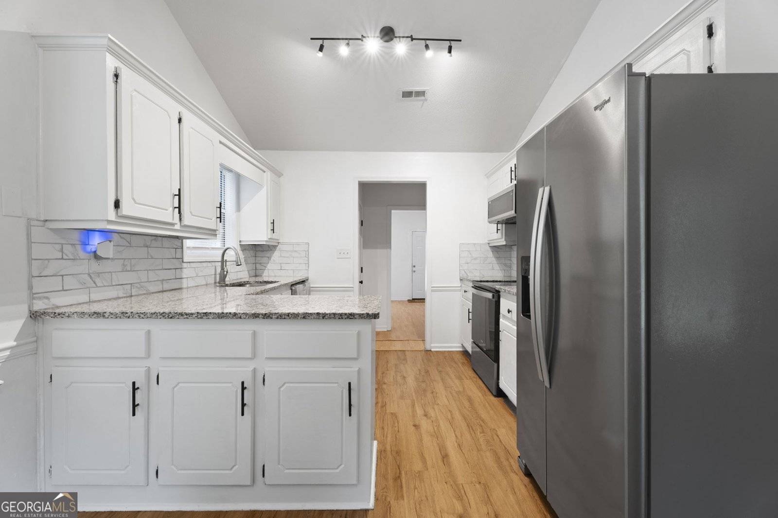7745 Antebellum Lane Riverdale - Photo 10