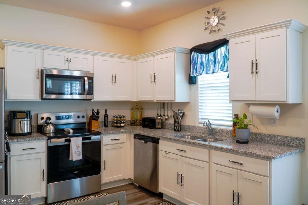 145 Bantry Way Locust Grove - Photo 9