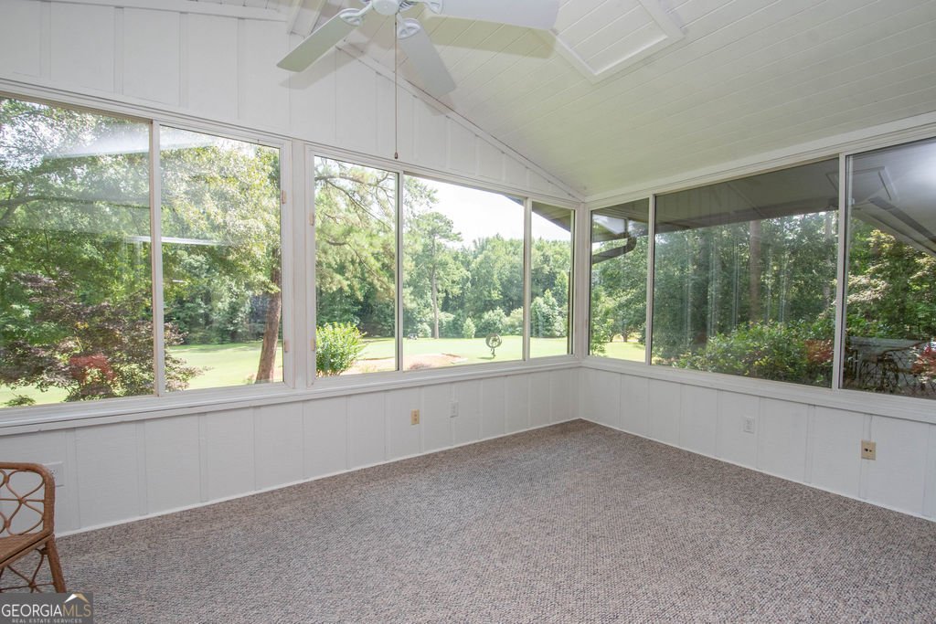 512 Golfview Drive Peachtree City - Photo 14