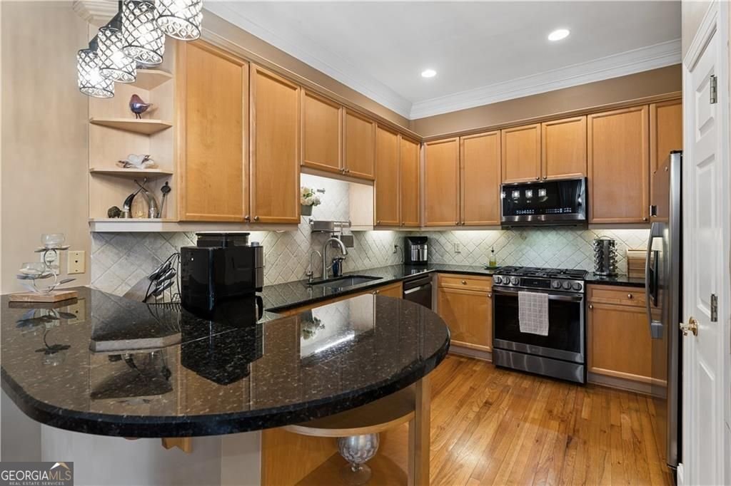331 Carpenter Drive Sandy Springs - Photo 12