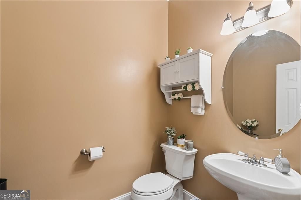 331 Carpenter Drive Sandy Springs - Photo 18