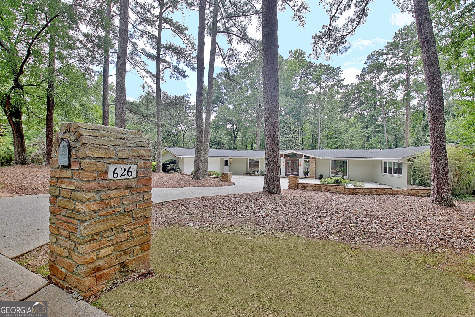 626 Golfview Drive Peachtree City - Photo 11