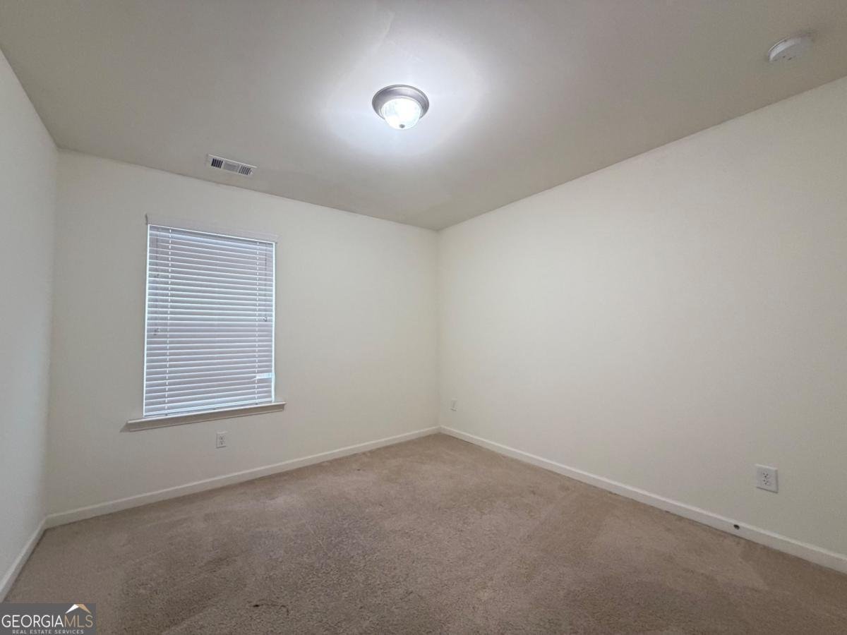 2404 Fitts Drive Conyers - Photo 10