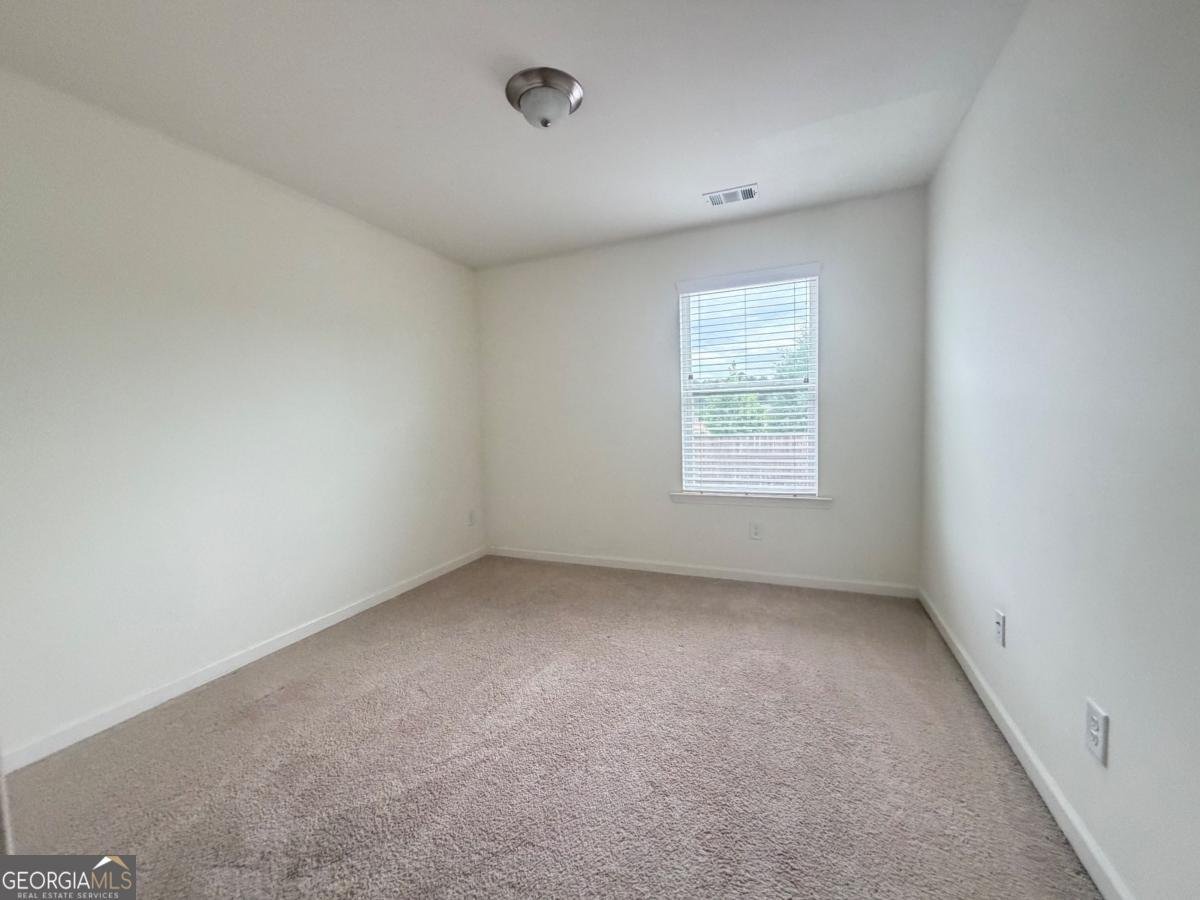 2404 Fitts Drive Conyers - Photo 11