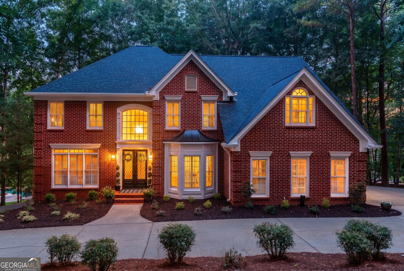 1001 Mickleton Lane Peachtree City - main photo
