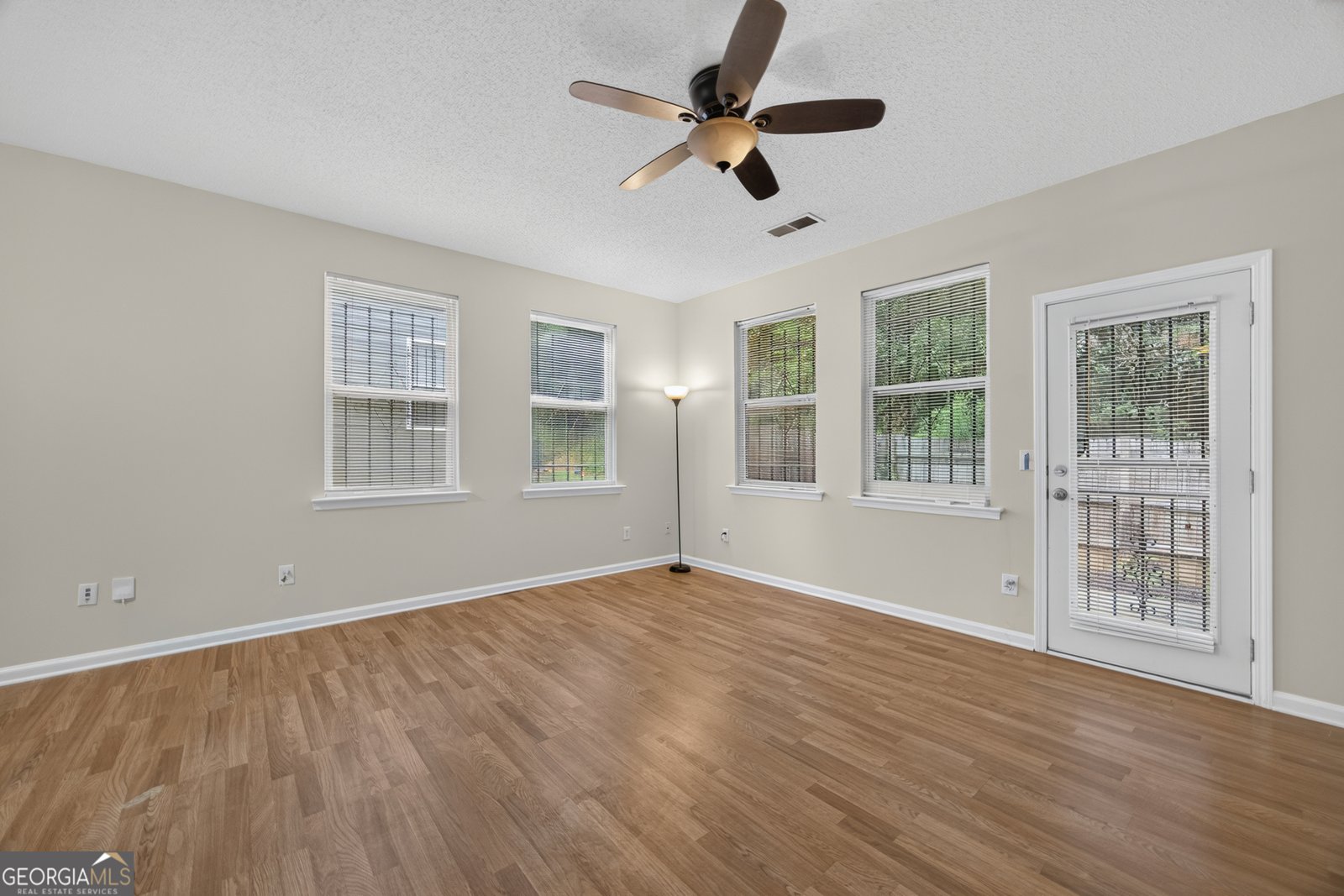 1406 Bayrose Circle East Point - Photo 10