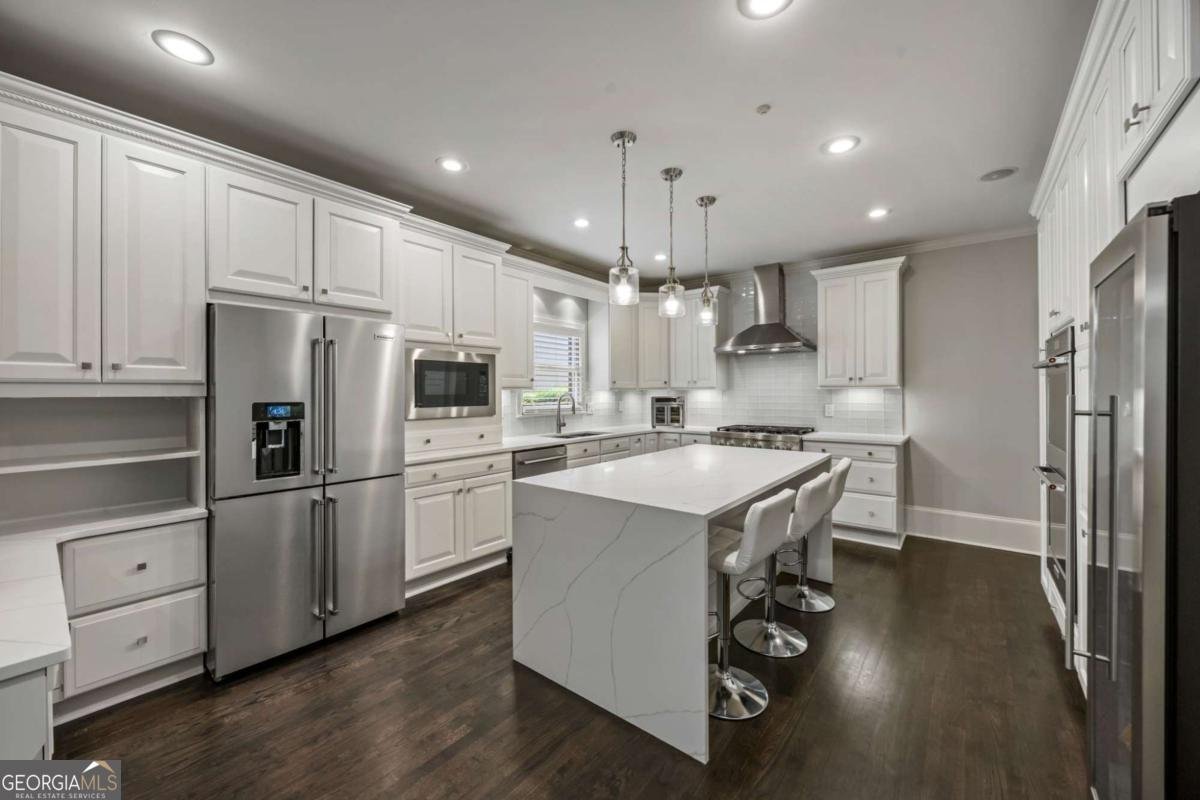 240 Embassy Court Sandy Springs - Photo 13