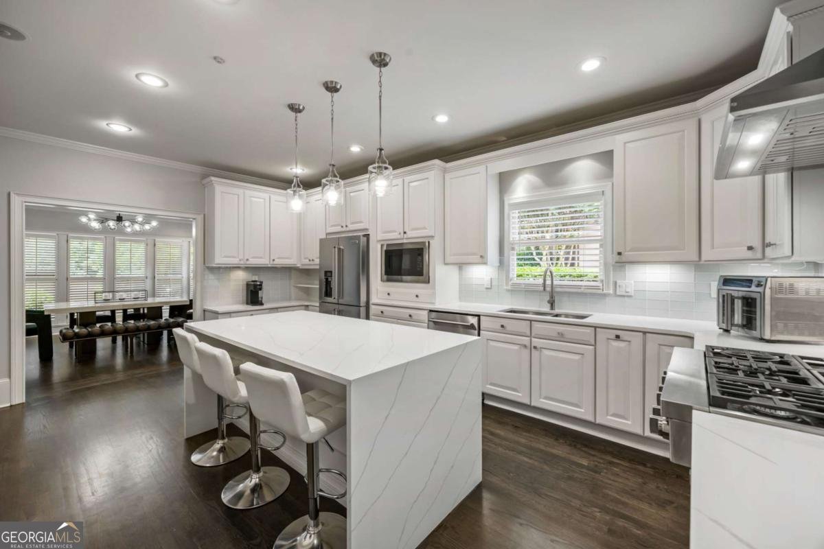 240 Embassy Court Sandy Springs - Photo 15