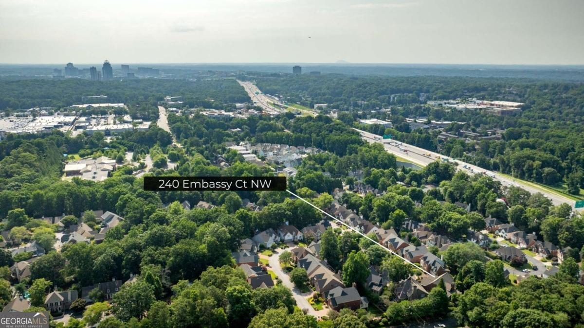 240 Embassy Court Sandy Springs - Photo 44