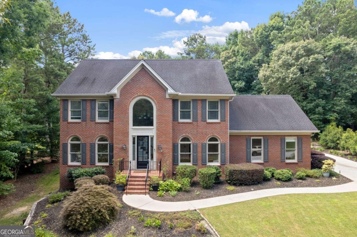 1580 Winding Creek Circle Snellville - main photo