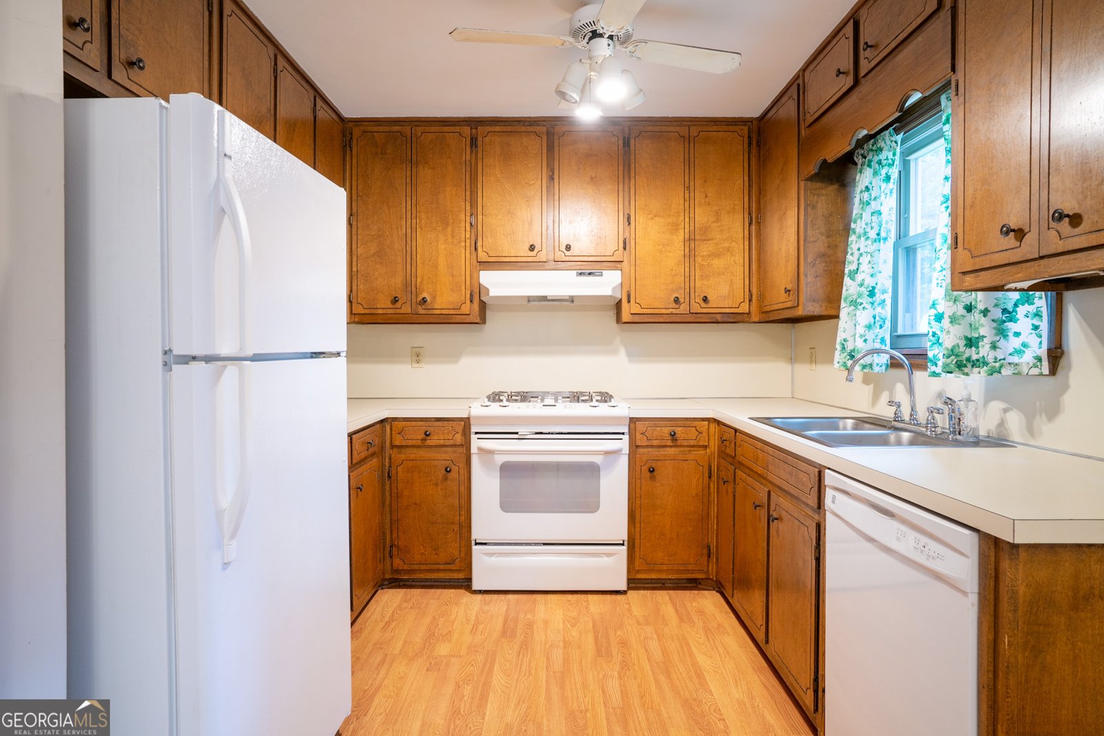724 Ridge Avenue Stone Mountain - Photo 10