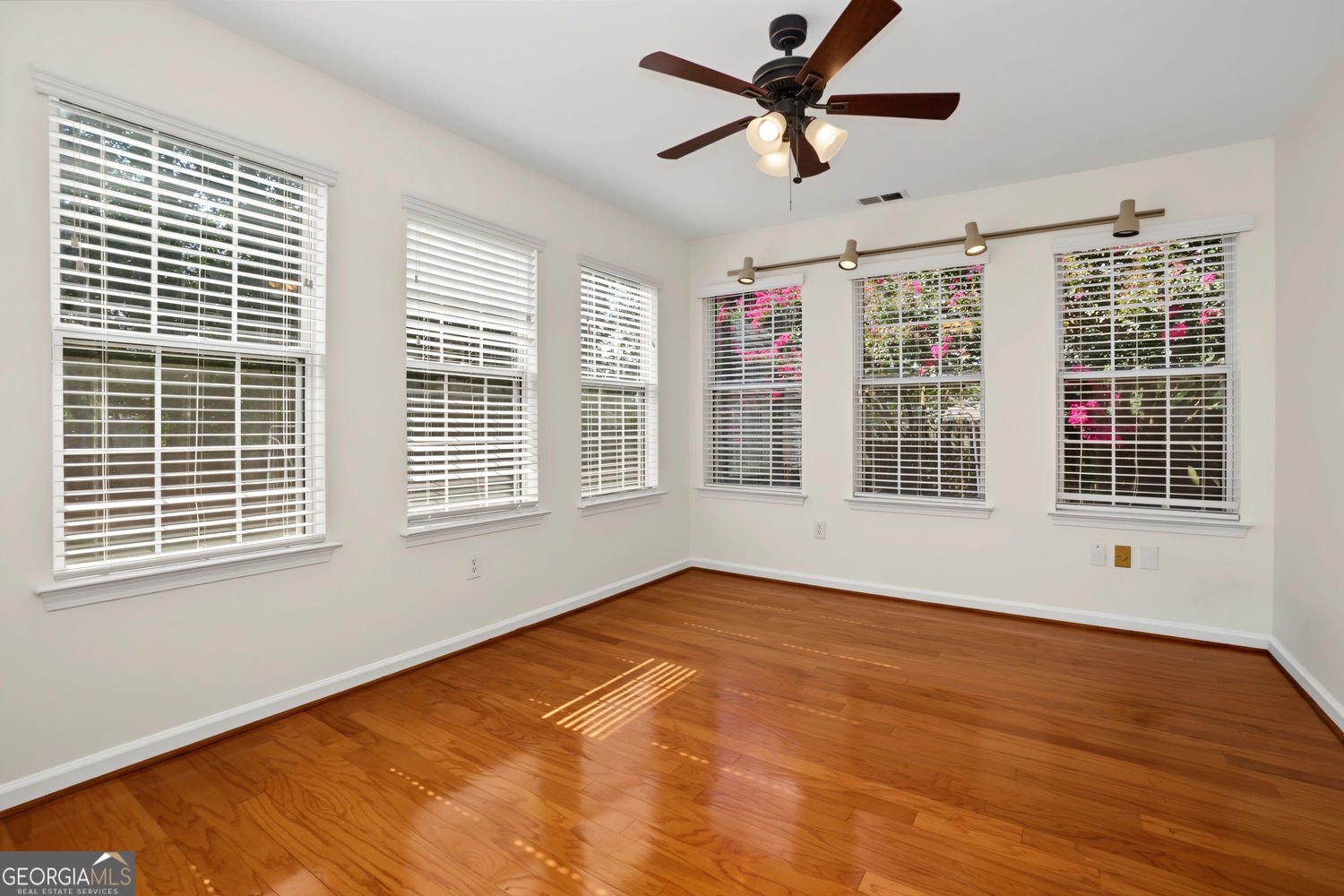1015 Amber Leaf Court Roswell - Photo 34