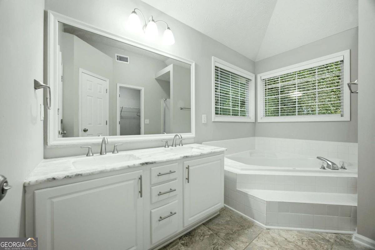 2625 Lindsey Oak Lane Lawrenceville - Photo 11