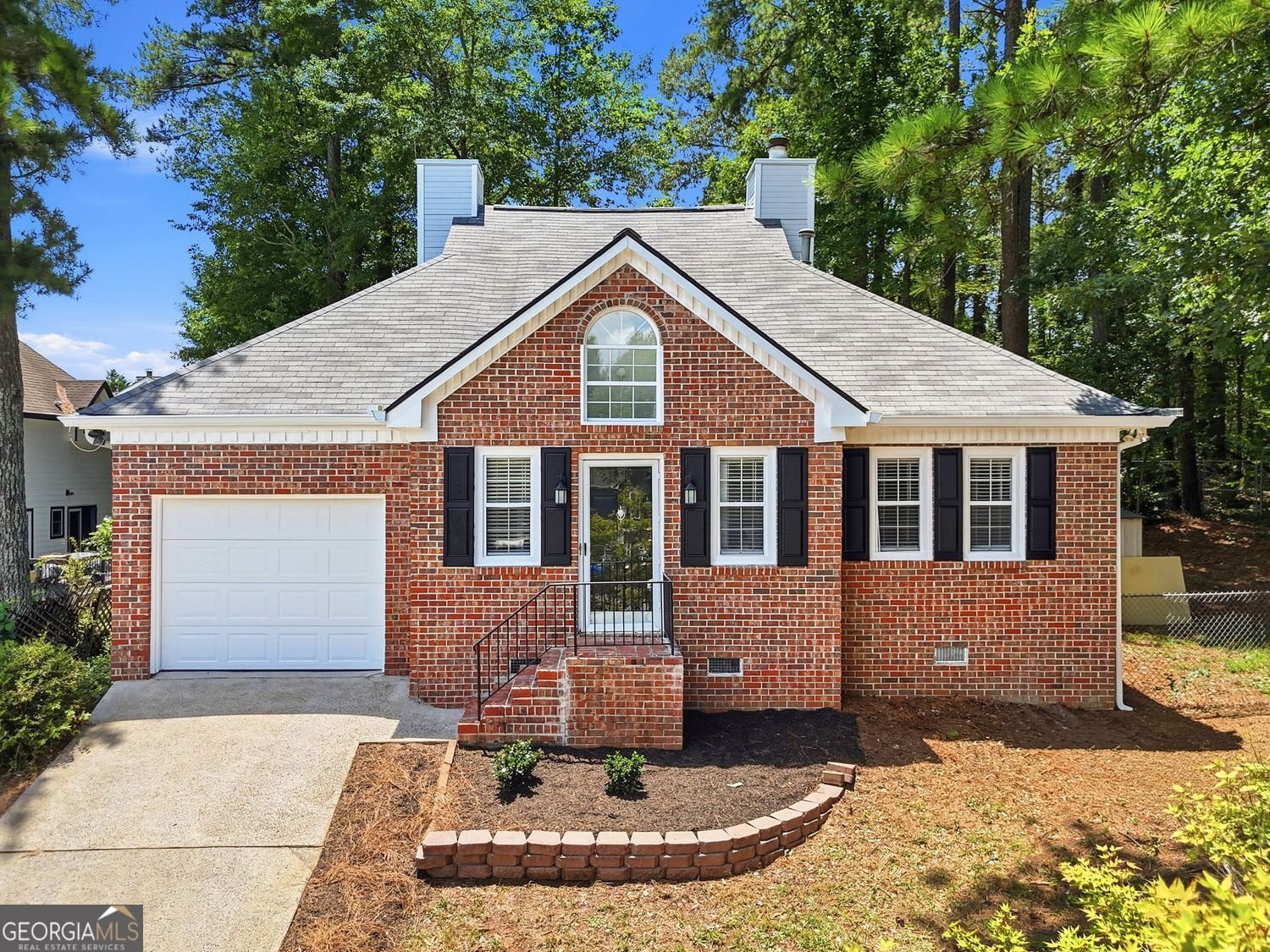 1632 Oakwood Court Marietta - main photo