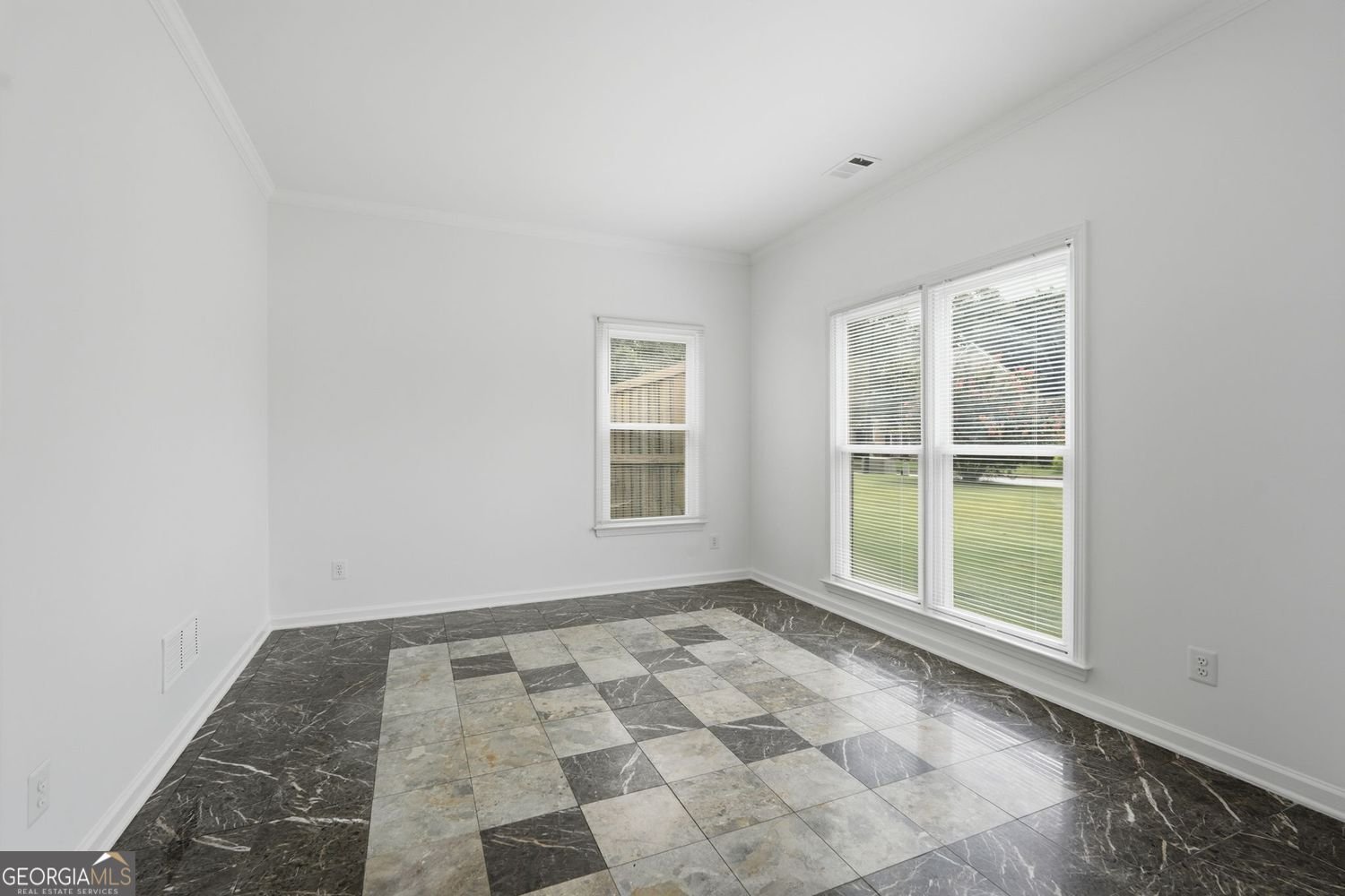 1660 Calvin Davis Circle Lawrenceville - Photo 11