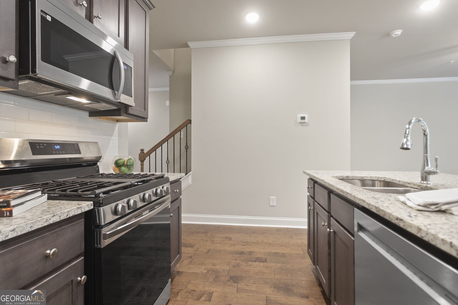 170 Camden Park Drive Woodstock - Photo 11