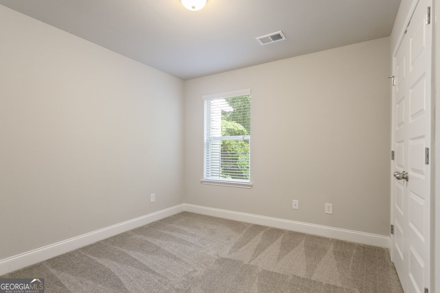 170 Camden Park Drive Woodstock - Photo 32