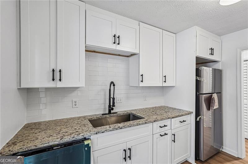 1001 Lake Pointe Circle Roswell - Photo 14