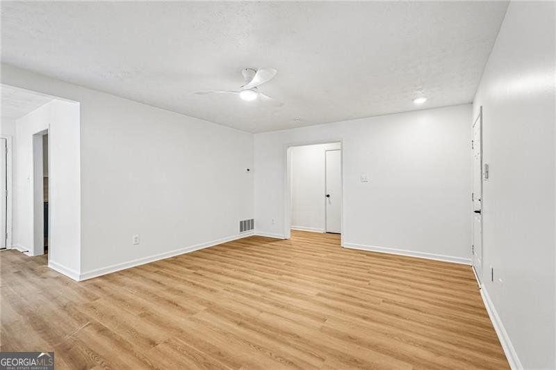 1001 Lake Pointe Circle Roswell - Photo 7