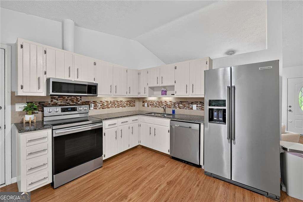 4454 Union Church Road Flowery Branch - Photo 9