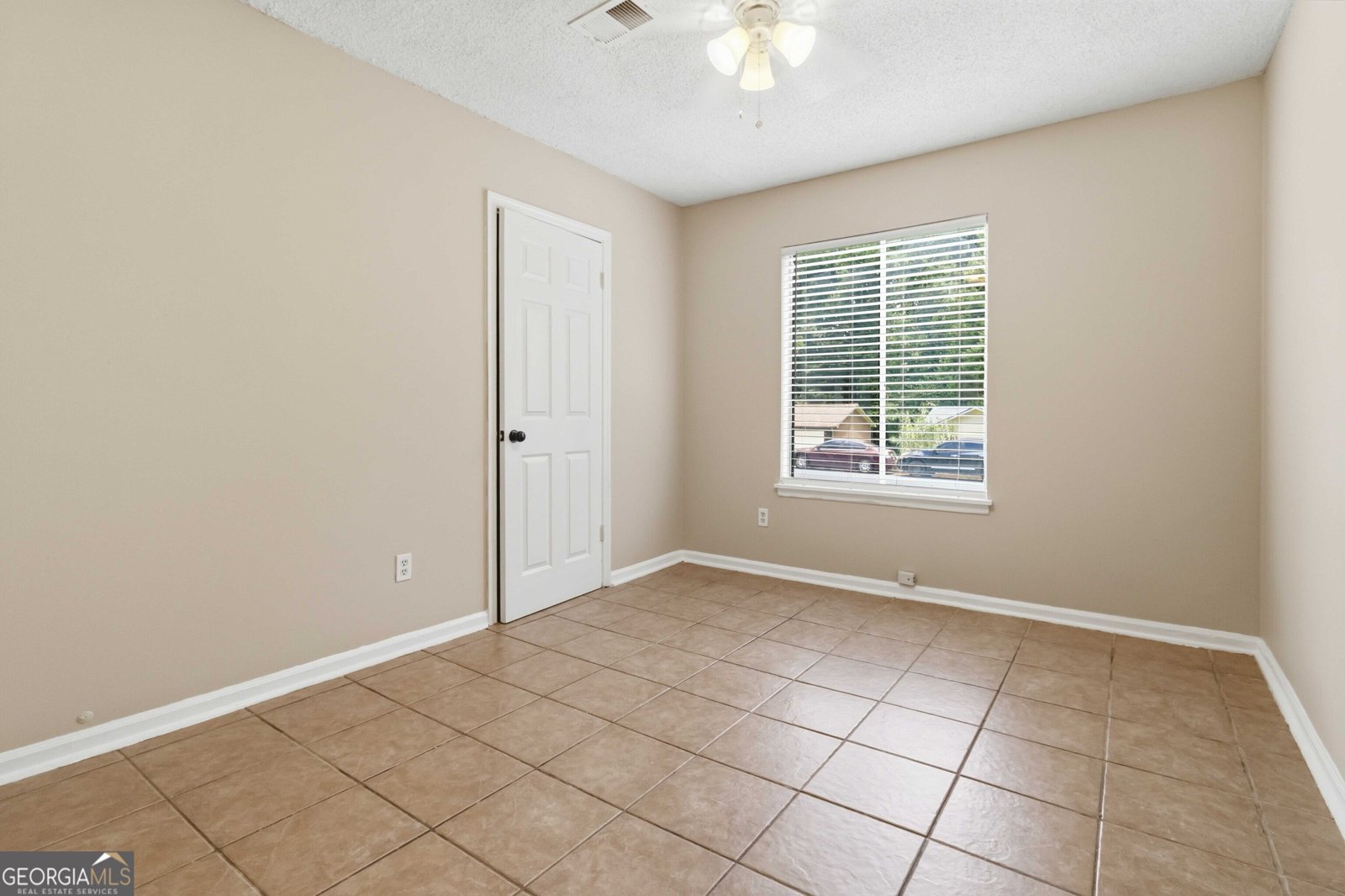 8227 Englewood Trail Riverdale - Photo 16