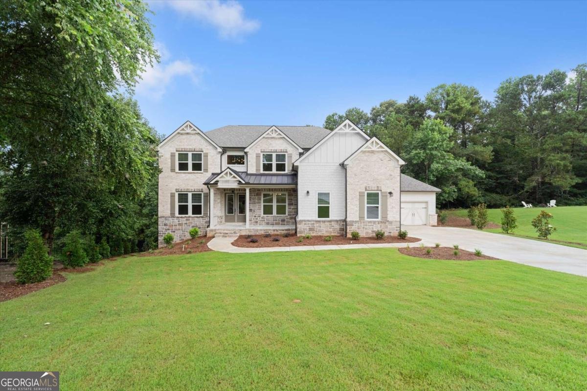 4538 Meadowland Way Flowery Branch - main photo