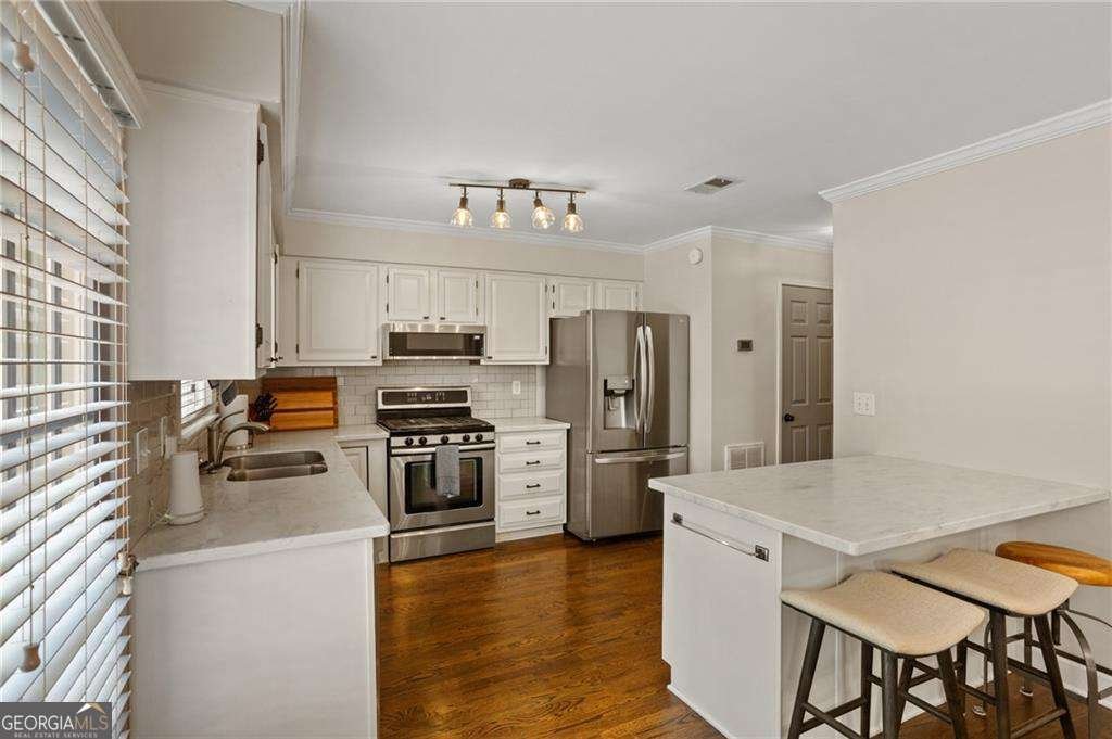 501 Defoors Mill Circle Atlanta - Photo 12