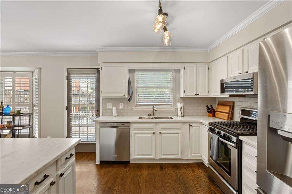 501 Defoors Mill Circle Atlanta - Photo 16