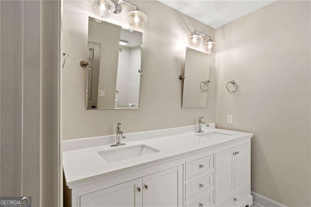 501 Defoors Mill Circle Atlanta - Photo 22