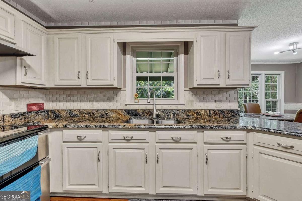 107 Lake Latimer Cove Kennesaw - Photo 10