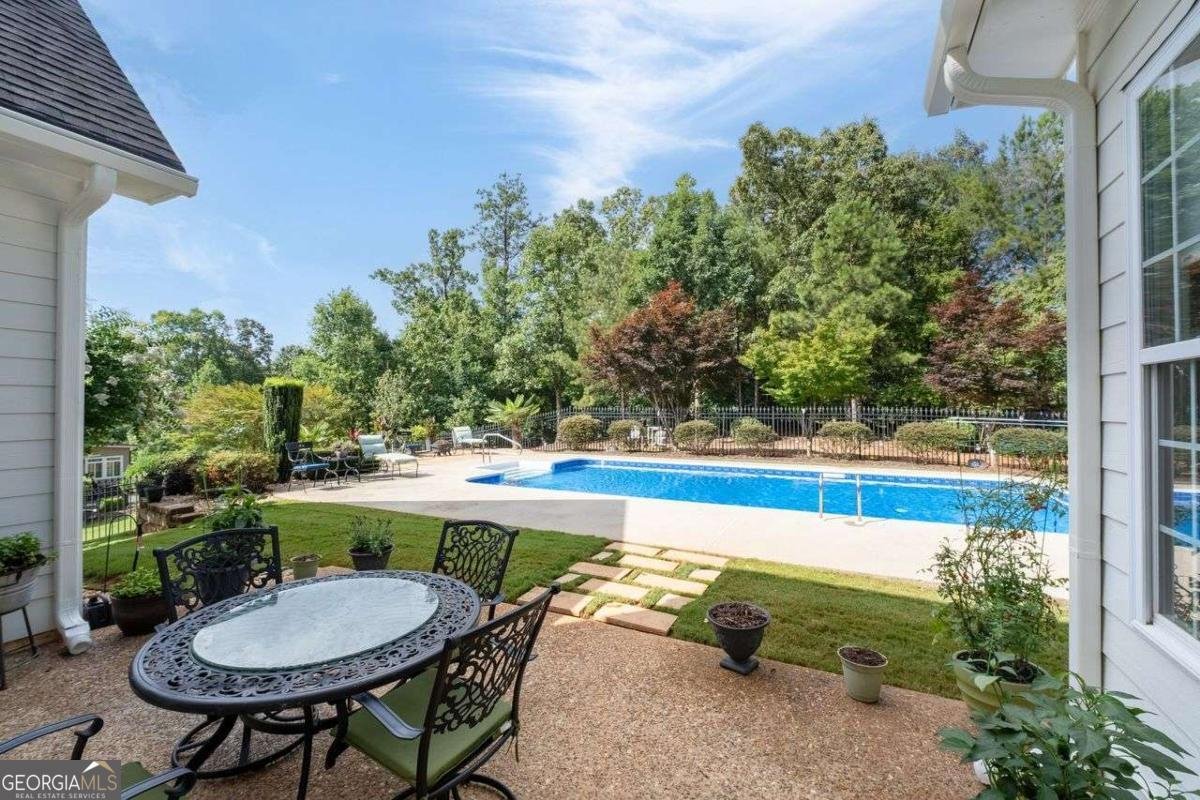7787 Gusty Trail Douglasville - Photo 10