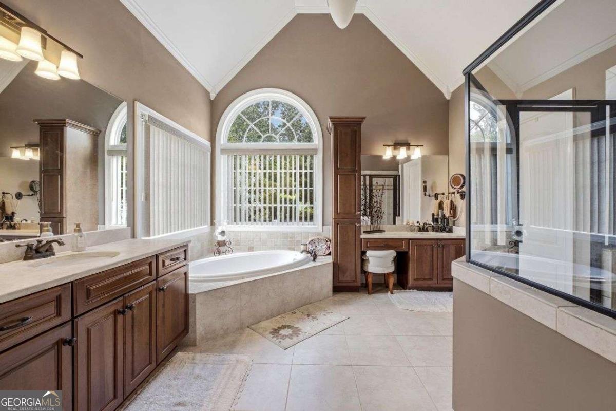 7787 Gusty Trail Douglasville - Photo 8