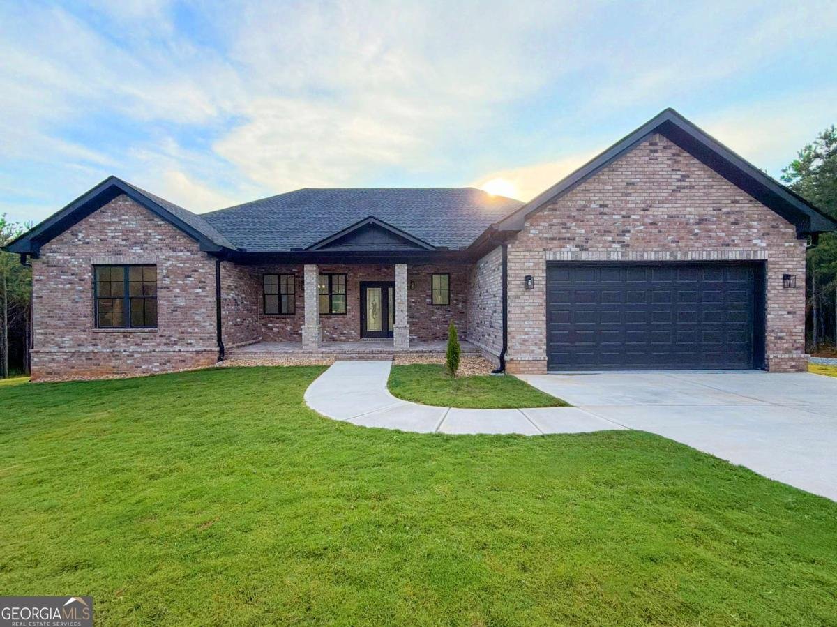 357 Bagley Road Forsyth - main photo
