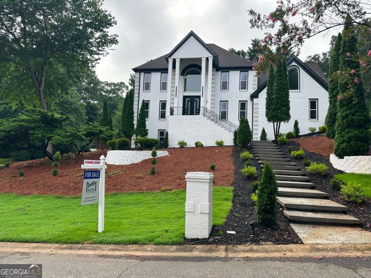 762 Bedford Oaks Drive Marietta - main photo
