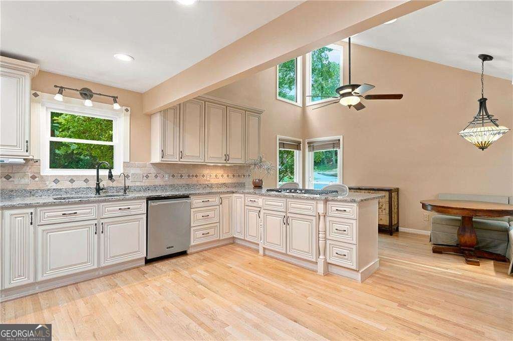 765 Wheeler Peak Way Johns Creek - Photo 11