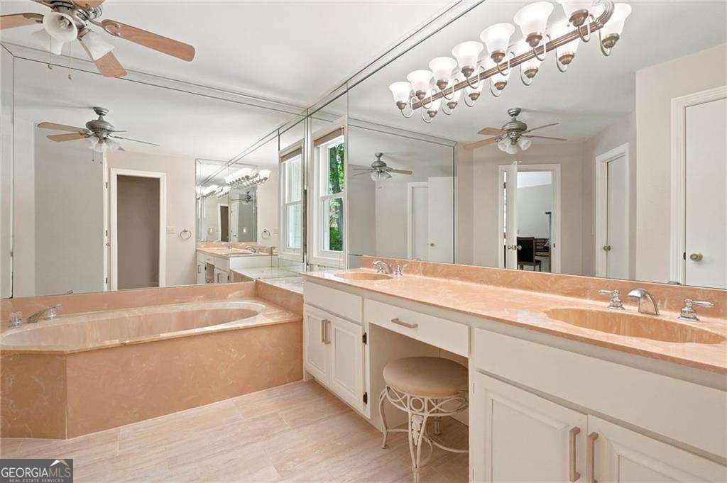 765 Wheeler Peak Way Johns Creek - Photo 22