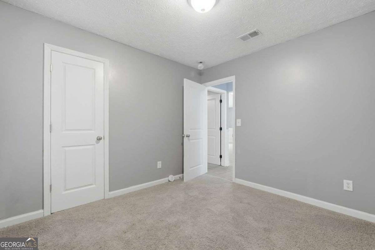 5856 Rock Road Union City - Photo 20
