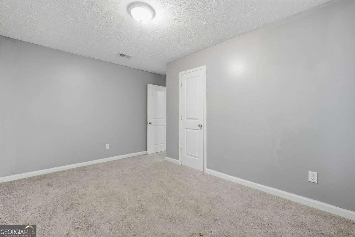 5856 Rock Road Union City - Photo 22
