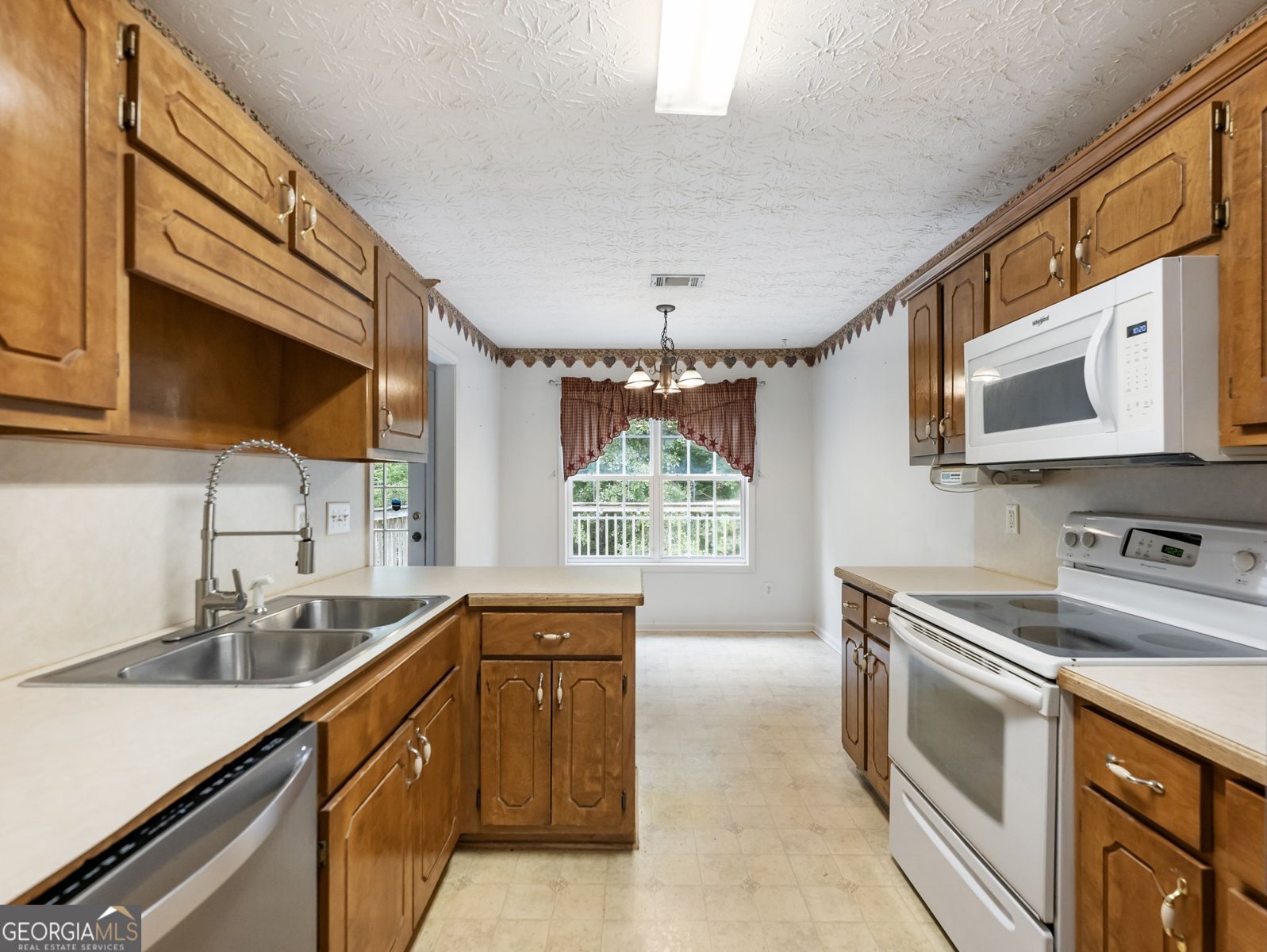 212 Cobblestone Lane McDonough - Photo 10
